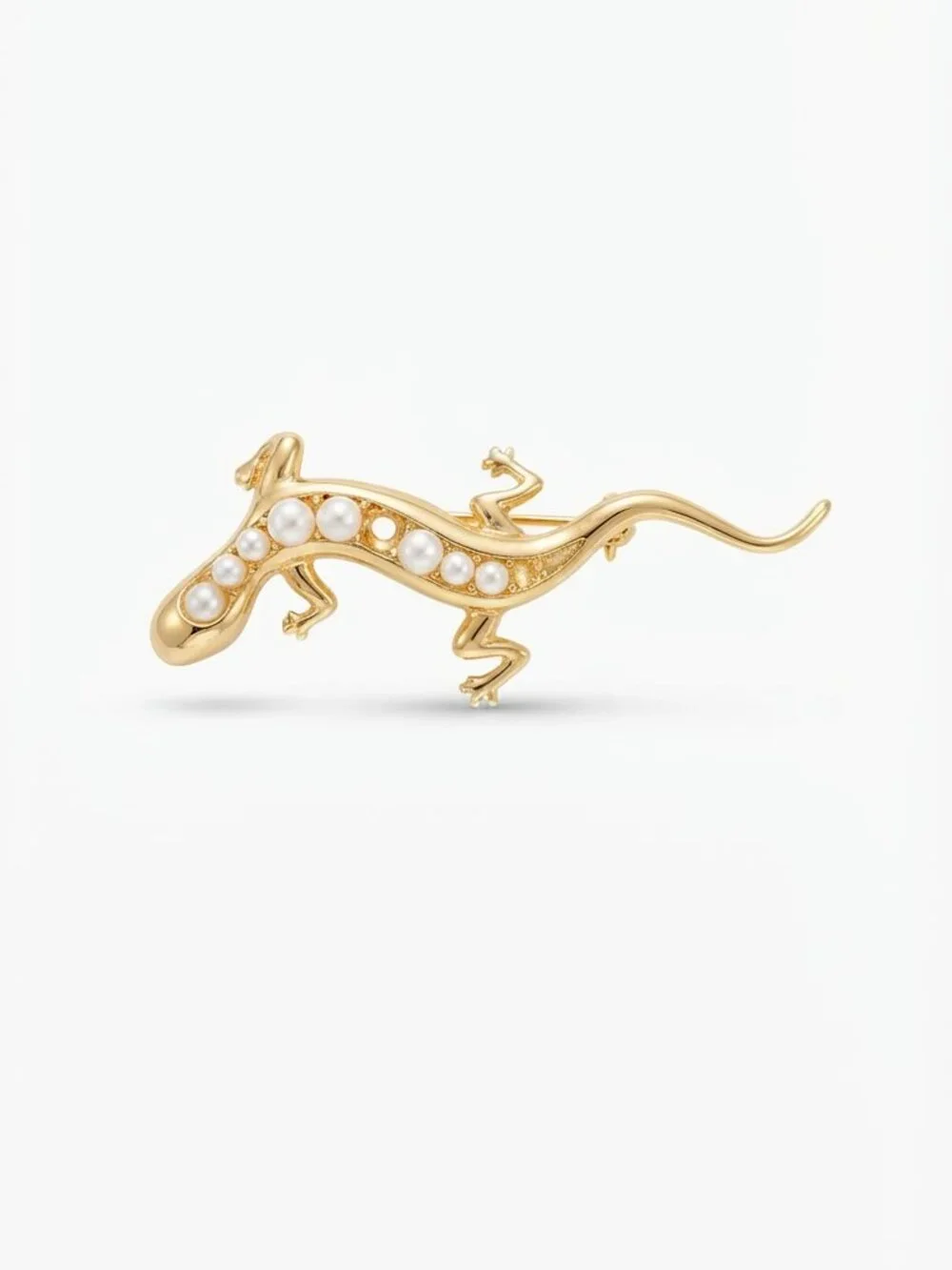 Vintage Gold-Tone Salamander Brooch | Retro Lizard Lapel Pin with Fual Pearls (F